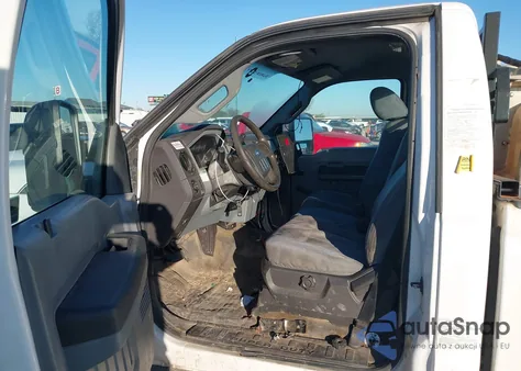 2016 Ford F-350 Xl из США, поврежденный, VIN 1FTBF3A61GEC07053